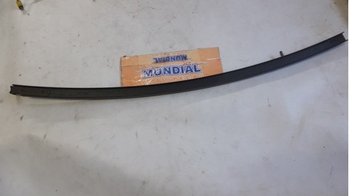 Guia Vidro Porta Tras Lado Esquerdo Renault Clio 2001 A04