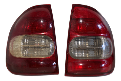 Par Lanterna Traseira Gm Corsa Classic 00 Até 10