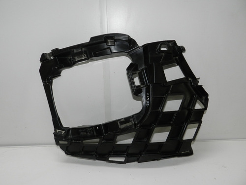 Suporte Alojamento Farol Milha Vw T-cross 18/20 Com Detalhe