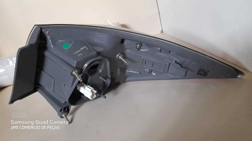 Lanterna Toyota Corolla 17/18 Led C/ Lente Trincada Usado