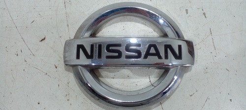 Emblema Grade Dianteira Nissan Frontier 08/16 62890eb71 (r)