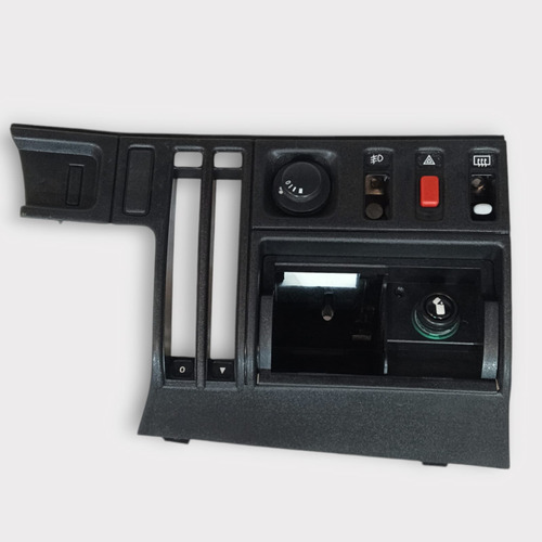 Moldura Painel Central Gm Monza 82 96 Com Comandos Cinzeiro