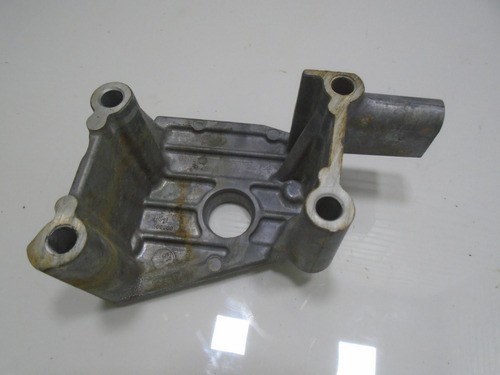 Suporte Alternador Pajero Tr4 2006