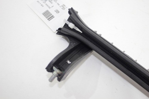 Guia Vidro Porta Tras Ld Jeep Renegade 15/18 Us (861)