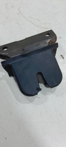 Fechadura Tampa Traseira Audi A3 97/06 8l0827520c (vj)