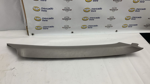 Moldura Coluna Parabrisa Direita Corolla 98/02 Detalhe
