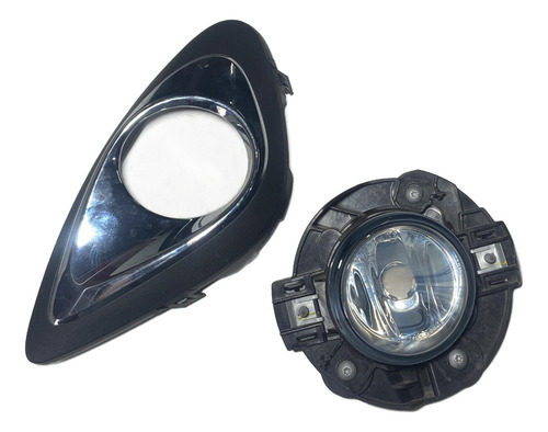 Farol Milha Moldura Esquerdo Nissan March 2016  2017