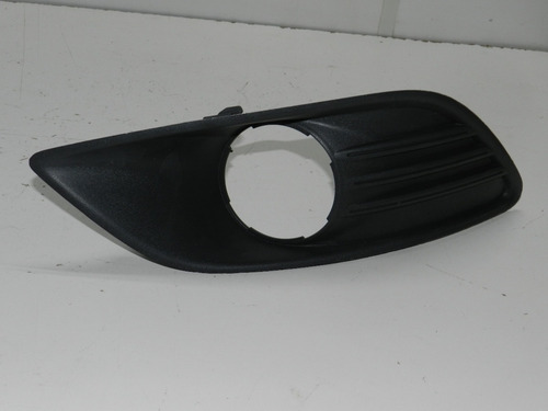 Moldura Farol Milha Esquerdo Ford Focus 09 A 13 8m51r19953a