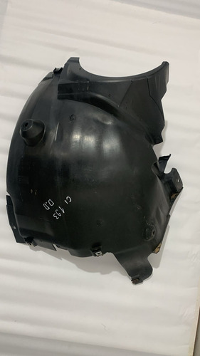 Para-barro Dianteiro Direito Parte Central C180k 01/07