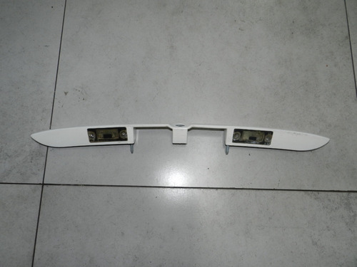 Friso Moldura Tampa Traseira C/ Luz Audi A3 98/05 8d9827574