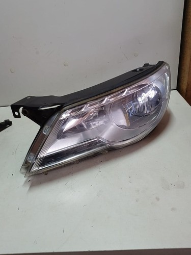 Farol Esquerdo Tiguan 2.0 Tsi 2011 Gasolina Automatica