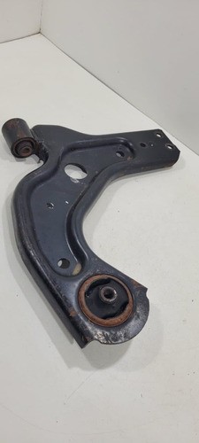 Bandeja Suspensão Dianteira Direita Ford Fiesta 96 2002 (m)