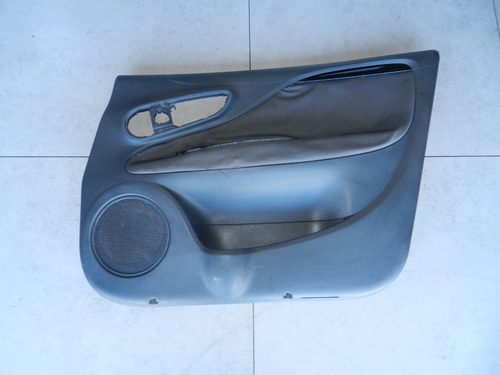 Forro Porta Dianteira Direita Fiat Punto Essence 2013