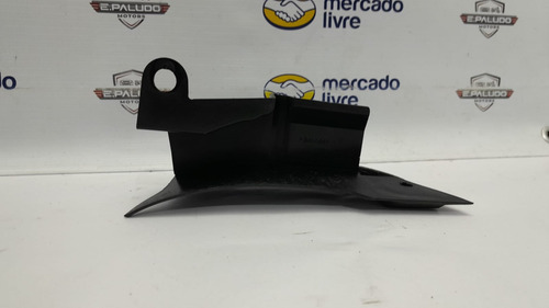 Tampa Para-barro Traseira Direita C180k C200k W203 00/06