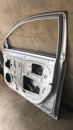 Porta Dianteira Direita Yaris Xl Sedan 2019 C/ Detalhe