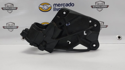 Corpo Suporte Retrovisor Esquerdo Kia Sportage 2017 A 2021