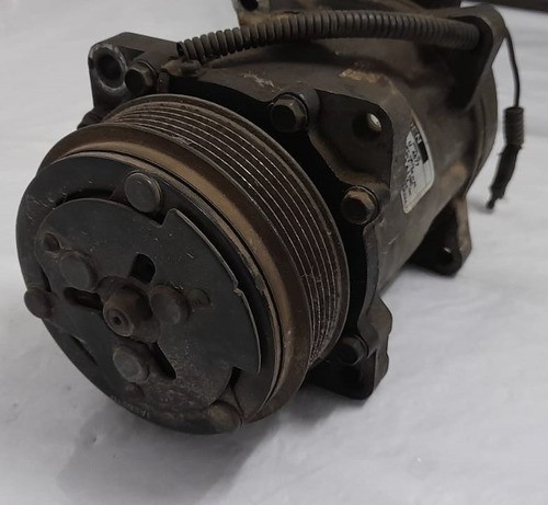 Compressor Ac Renault Clio 1.6 8v 96 97 98 - U4677