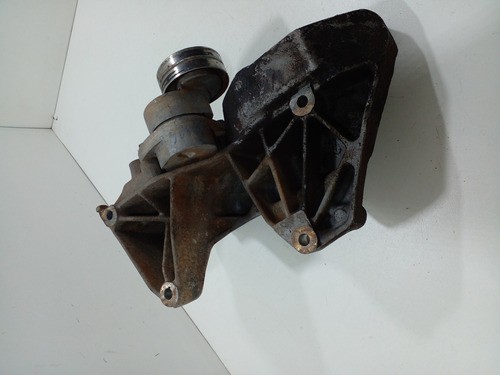 Suporte Compressor Bomba Hidr. Gm Vectra 96 05 90528680 (m)