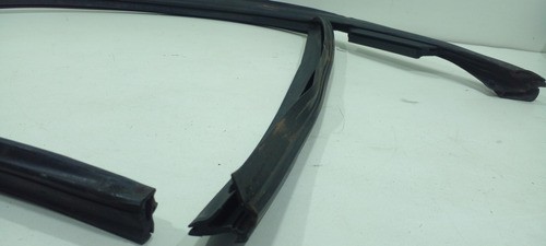 Vedação Porta Dianteira Direita Bmw 2000 Cxd66 (s)