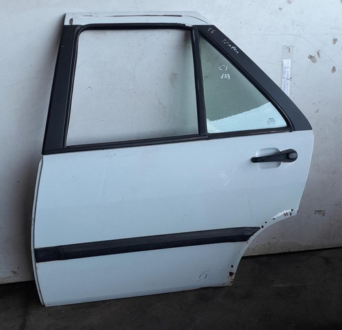 Porta Traseira Esquerda Fiat Tempra Ie 1995 Com Detalhe