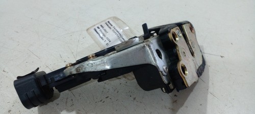 Fechadura Porta T.d Toyota Corolla 98/02 (r)