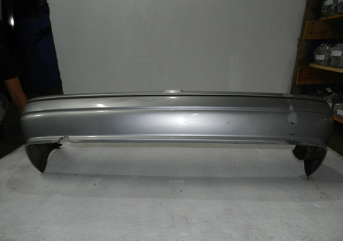 Para-choque Traseiro Ford Escort Europeu 93/96 Com Detalhes