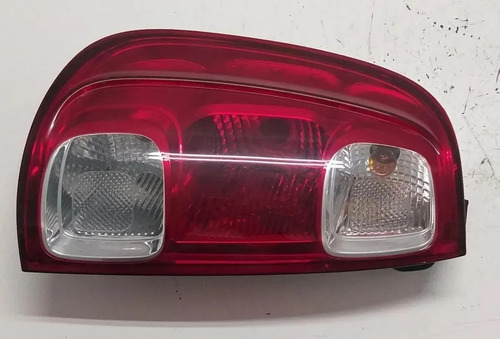 Lanterna Traseira Esquerda Fiat Uno Vivace 2014 A 2015