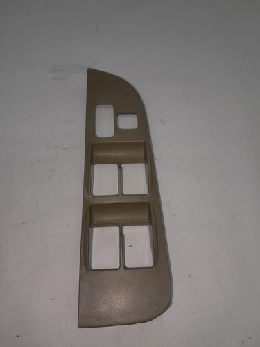 Moldura Comando Vidros Toyota Corolla 98/02 Detalhe