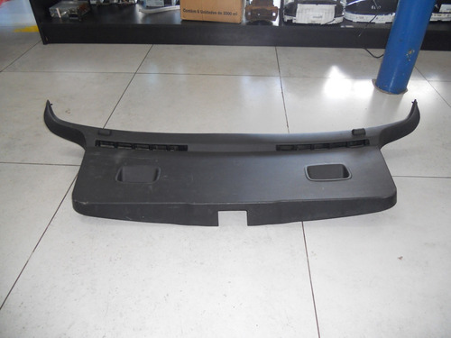 Moldura Tampa Traseira Vw Golf 1999 A 2006 1j6867601f