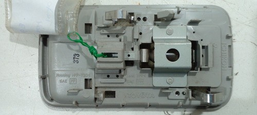 Luz Interna Teto Toyota Corolla Filder 03/08 (r)