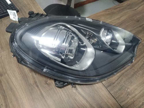 Farol Direito Porsche Macan Turbo 2015/2015