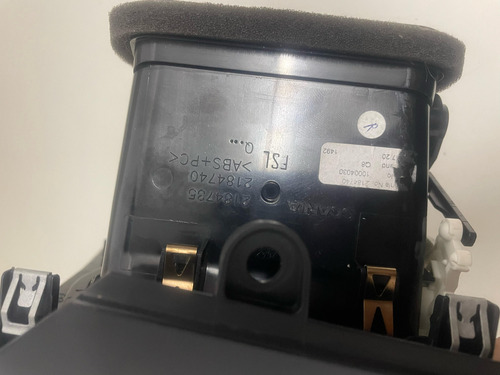 Difusor De Ar Esquerdo Lado Motorista R450 - 2184735