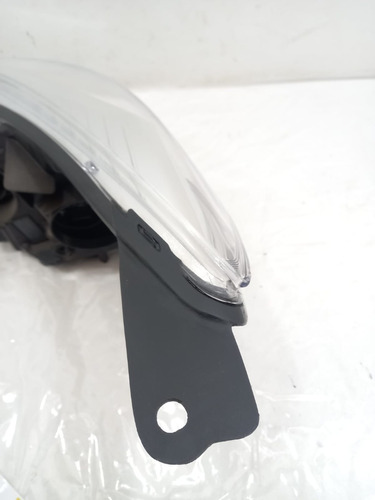 Farol Direito Ford Focus 2015