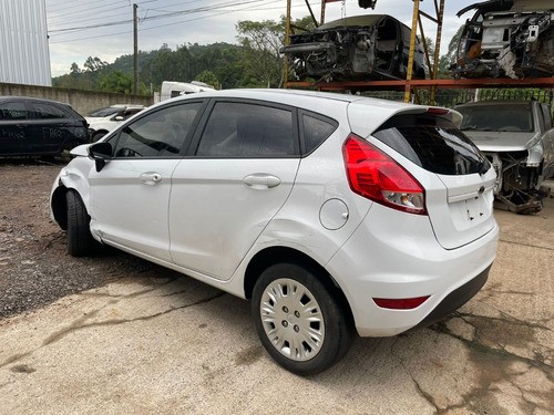 Sucata Ford Fiesta 1.5 111cvs Flex 2014 - Rs Auto Peças Cai