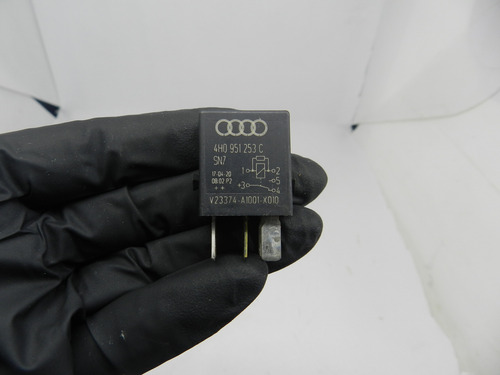 Relé Bomba Combustível Audi A1 A3 A4 A5 4h0951253c