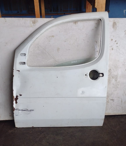 Porta Dianteira Esquerda Fiat Doblô 2002 A 2014 Com Detalhe