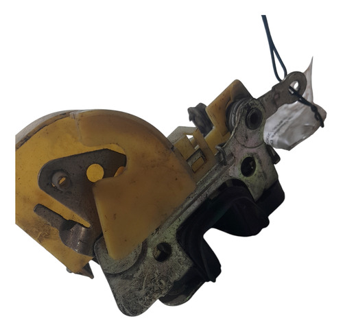 Fechadura Porta Dianteira Direita / Corsa Super 2002 (ap)