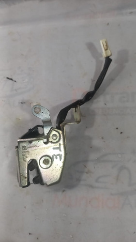Fechadura Superior Porta Traseira Esquerda Fiorino 12/...