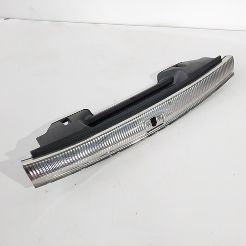 Acabamento Moldura Da Fechadura Porta Malas Audi Q5 2012