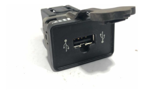 Entrada Conector Usb Sistema Som Fiat Punto / Stillo