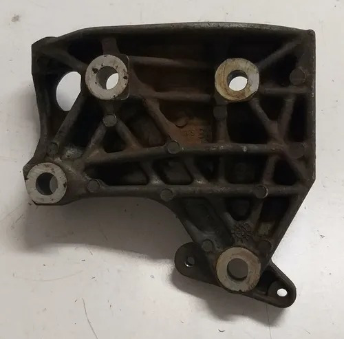 Suporte Do Alternador Peugeot 206 Clio 1.0 16v 8200120127