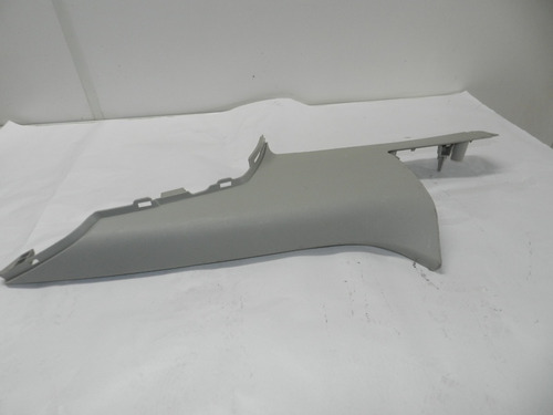 Acabamento Superior Coluna Traseira Direita Ford Focus 09/12