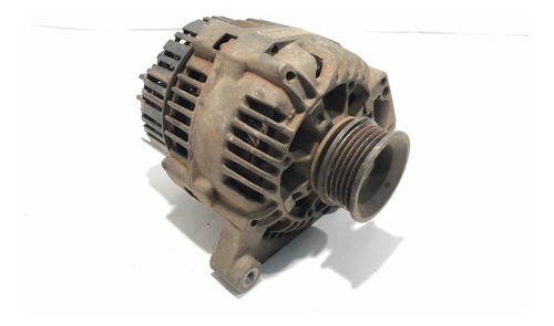 Alternador Vw Passat / Golf / Audi 058903016e Valeo 90a