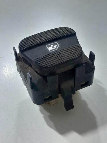 Botao Vidro Eletrico Diant.direito Volkswagen 94/98 (vj) E95