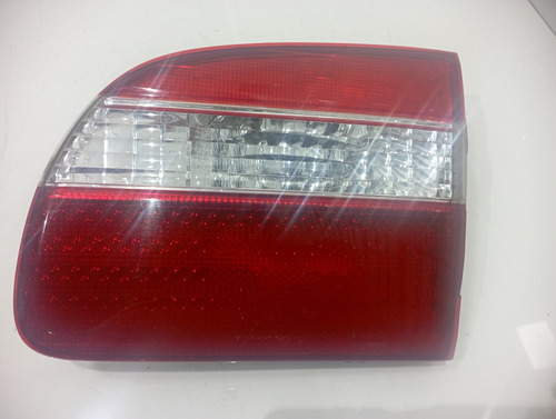 Lanterna Traseira  Direita  Tampa Corolla 1999  A 2002