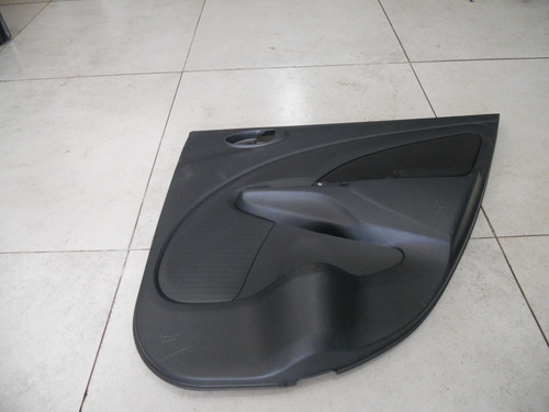 Forro Porta Traseira Direita Toyota Etios 2013 A 2019