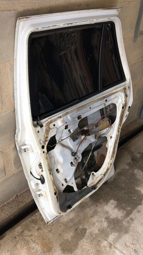 Porta Traseira L Lado Direito Vw Gol G3 Usada