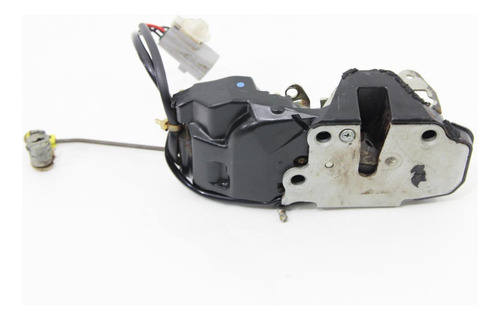 Fechadura Cap Traseiro Rav4 94/99 (082)