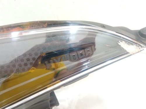 Farol Esquerdo Hyundai Hb20 2022 ( Detalhe )