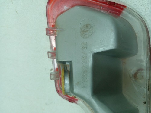 Luz Cortesia Porta Tras. Esq Fiat Tempra 7728226 (m)